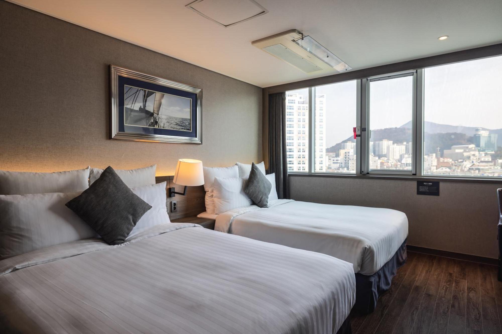 Kent Hotel Gwangalli By Kensington Пусан Екстер'єр фото